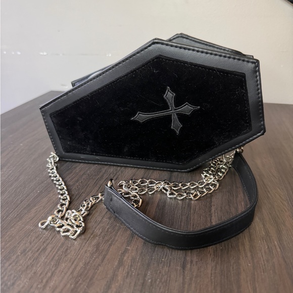 Purse - Picture 1 of 4